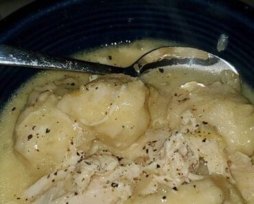 Crockpot Chicken and Dumplings