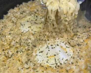 Creamy Cheesy Ramen Delight