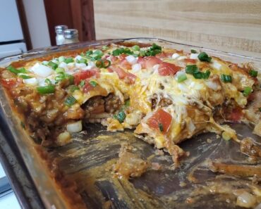 Copycat Taco Bell Mexican Pizza Casserole