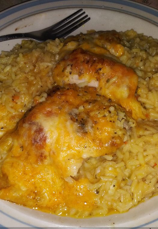 Cheesy chicken and rice casserole – Easy Family Recipes