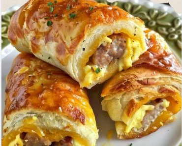 Hearty Crescent Roll Ups with Sausage Egg