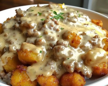 Tater Tot Breakfast Bowl with Sausage Gravy