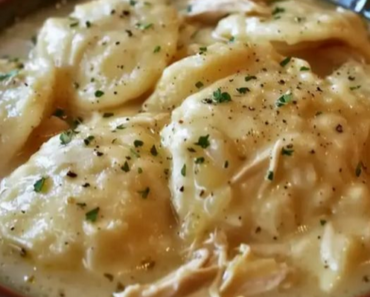 Cracker Barrel Style Homemade Chicken and Dumplings