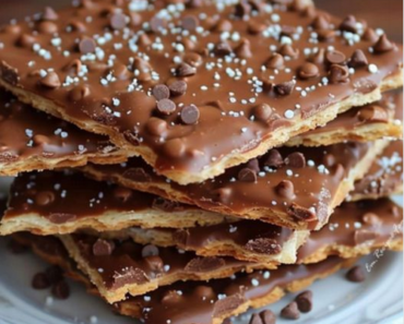 Saltine Cracker Toffee